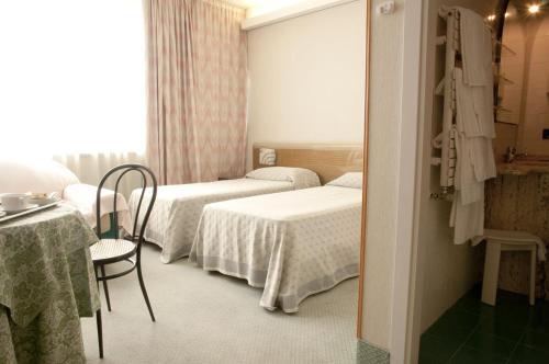 Hotel Thema Рокка-Сан-Джованни Экстерьер фото